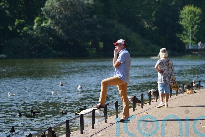 Easter could see hottest day of year as temperatures rise 10C above average