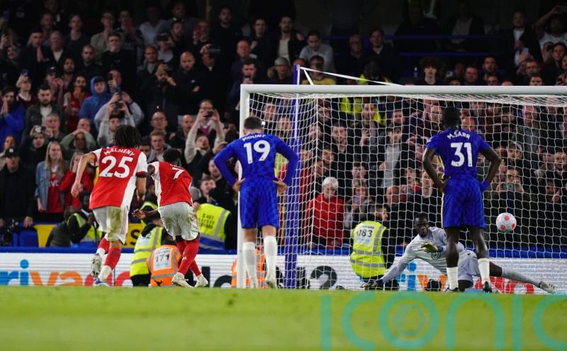 Bukayo Saka scores spot-kick as Arsenal beat Chelsea to boost top-four hopes