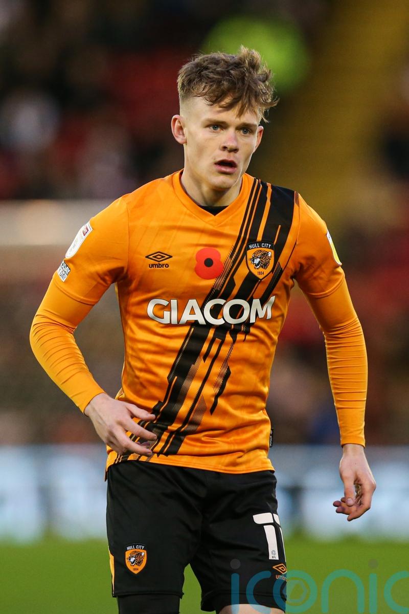 Reading’s Championship status secured despite comprehensive defeat at Hull