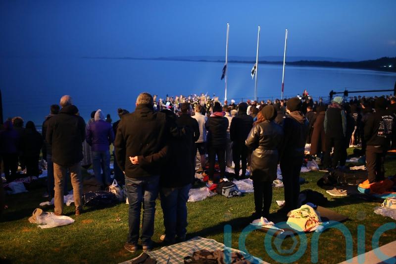 Travellers remember fallen Anzacs at Gallipoli battlefields