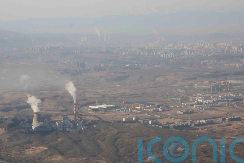 China promotes coal in setback for efforts to cut emissions