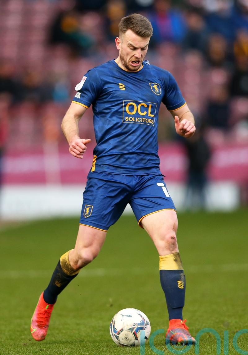 Rhys Oates set to start again when Mansfield play Stevenage
