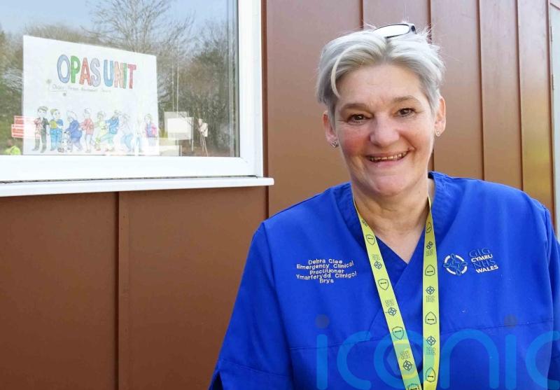 Offering elderly people a ‘cwtch’ after a fall ‘cuts hospital admissions’