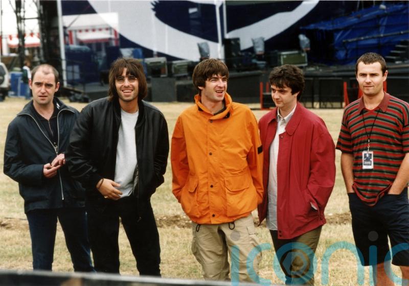 Oasis star Paul ‘Bonehead’ Arthurs announces cancer diagnosis