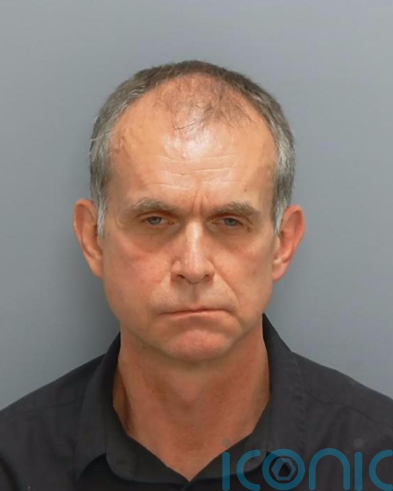 Met Police officer jailed for arranging to meet 13-year-old girl for sex