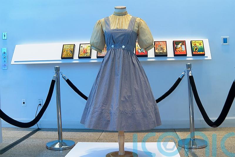 Judy Garland’s Dorothy dress from The Wizard Of Oz to go under the hammer