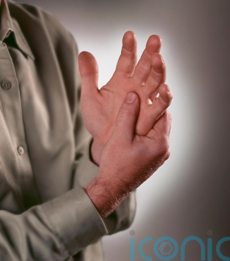 People with arthritis urged to lose weight and exercise under new NHS plan