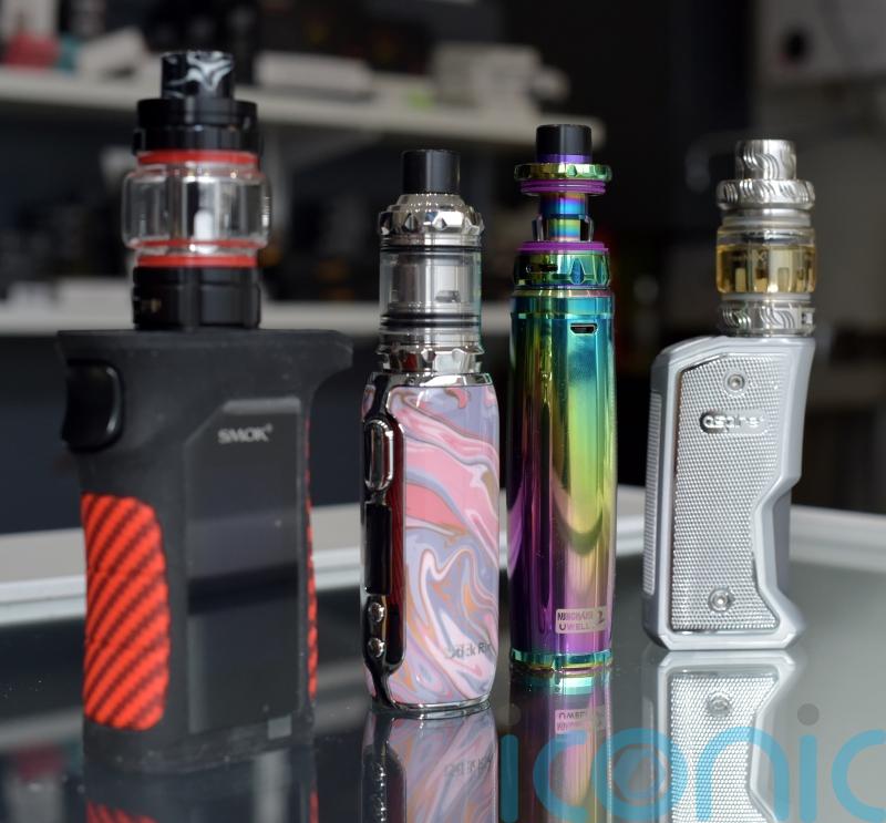 Charity calls for tougher restrictions on advertising vapes and e-cigarettes
