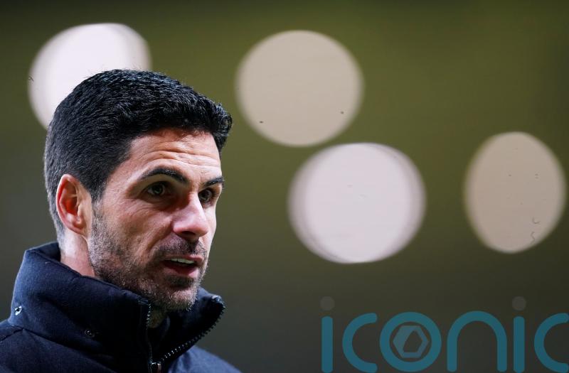 Mikel Arteta expects further twists in race for top four