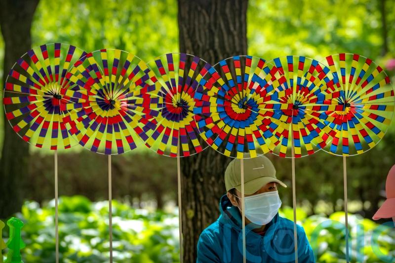 Beijing shuts dine-in services during holiday period in bid to stem outbreak