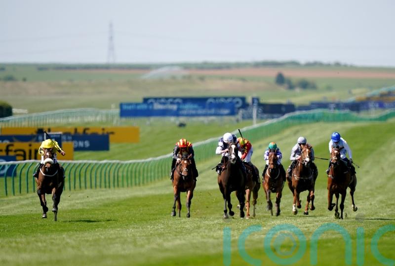 Umm Kulthum puts down early marker for sprint honours