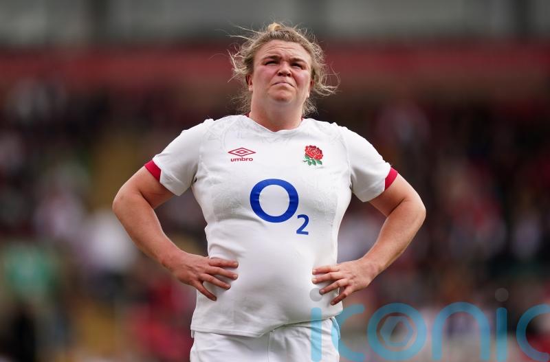 Sarah Bern try double helps England beat France to secure Grand Slam