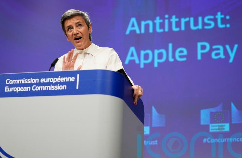 EU moves forward in antitrust case against Apple
