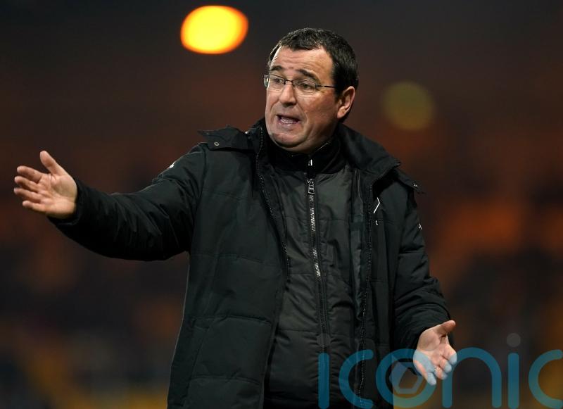 Gary Bowyer wants Salford improvements as play-off dream ends in Mansfield draw