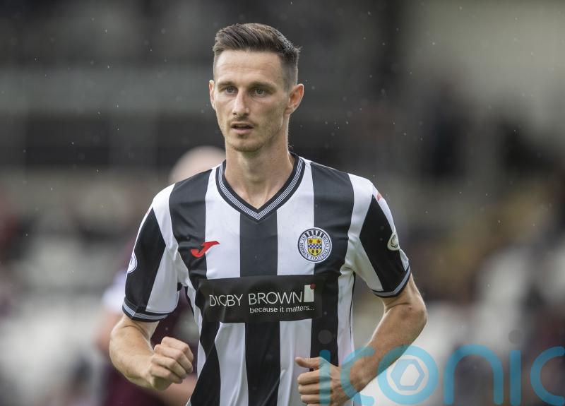 Scott Tanser commits to St Mirren until the summer of 2024