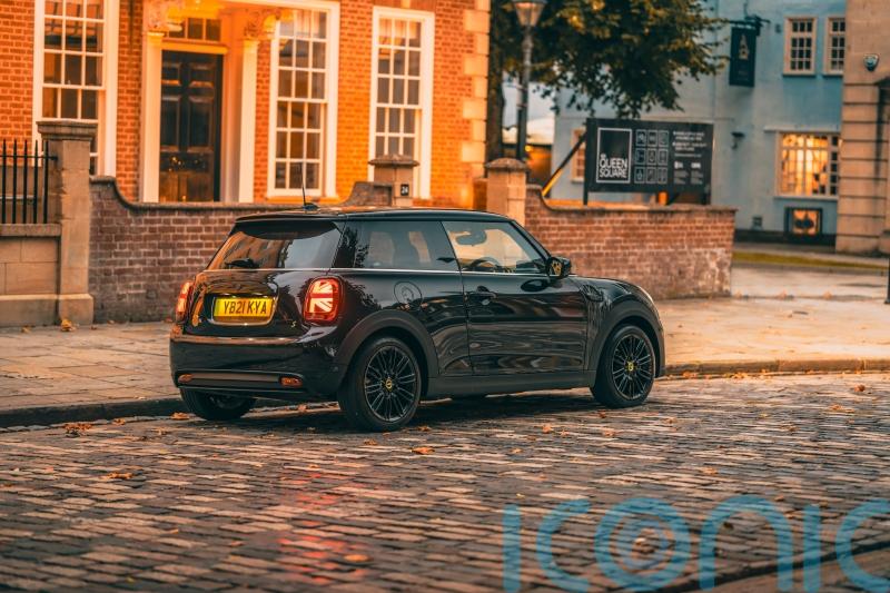 Mini stops production of manual gearbox cars as supply issues tighten