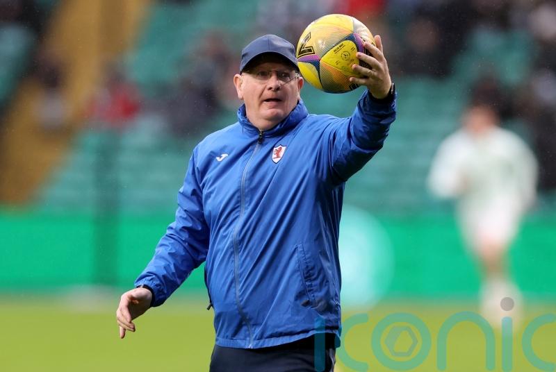 Boss John McGlynn leaves Raith amid Falkirk speculation