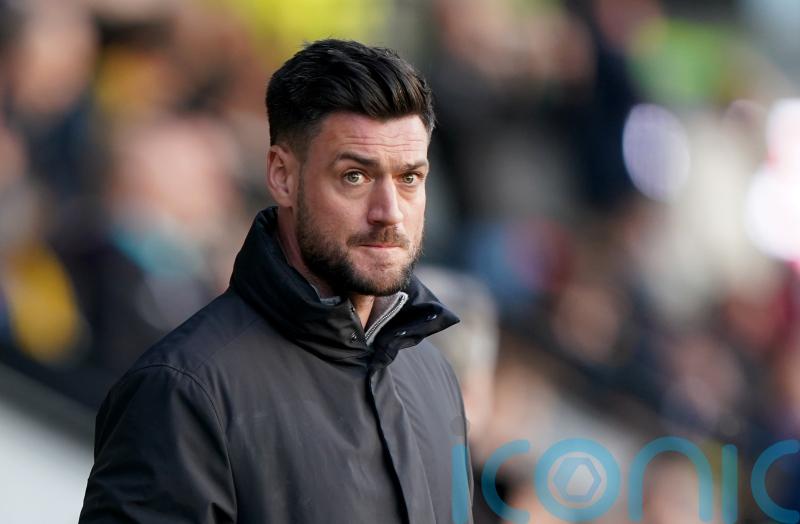 Charlton announce the departure of manager Johnnie Jackson