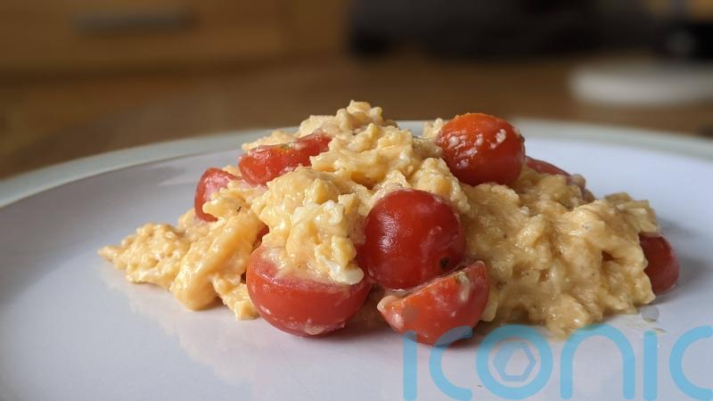 Robot chef learns to &lsquo;taste&rsquo; as it goes, researchers suggest