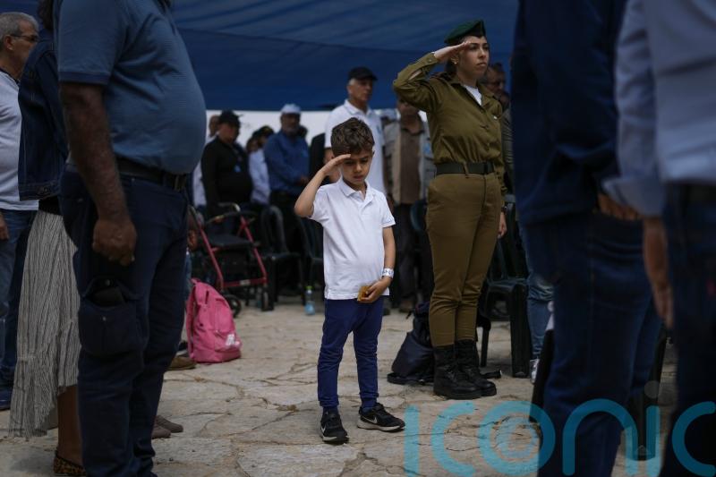 Hecklers interrupt Israel Prime Minister’s Memorial Day speech on unity