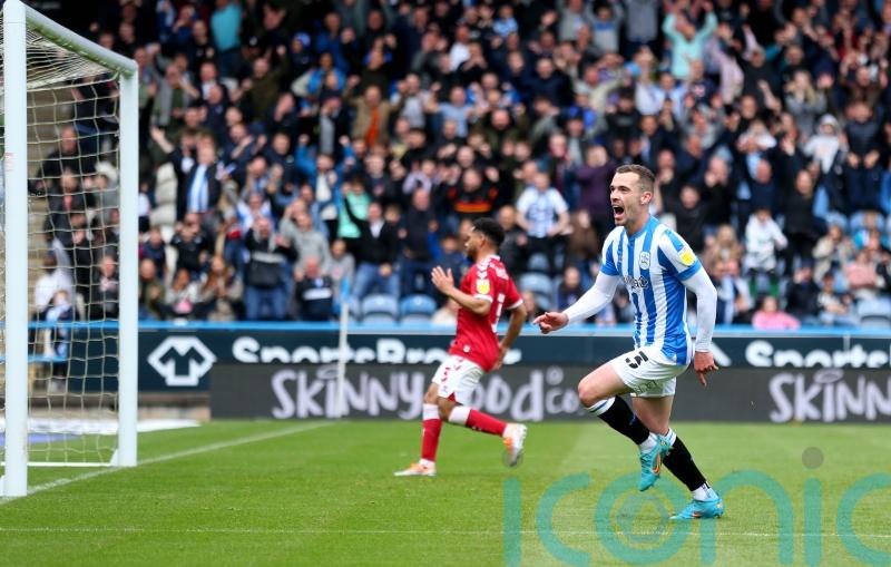 Huddersfield to play Luton in play-offs after beating Bristol City