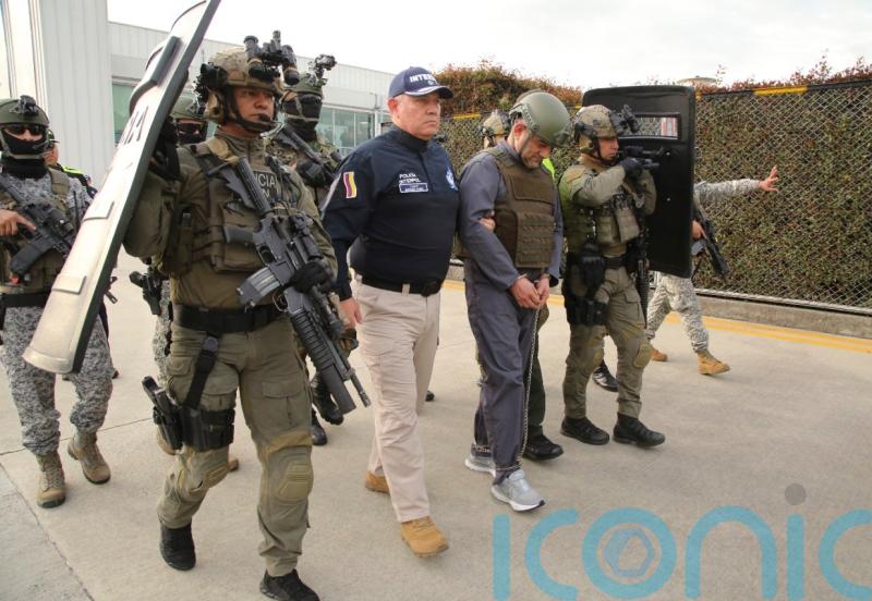 Colombia cartel shuts down towns over leader’s extradition
