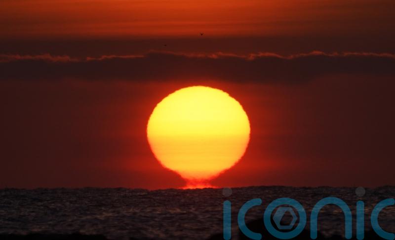 Met Office: 50-50 chance of exceeding 1.5C warming threshold in next five years