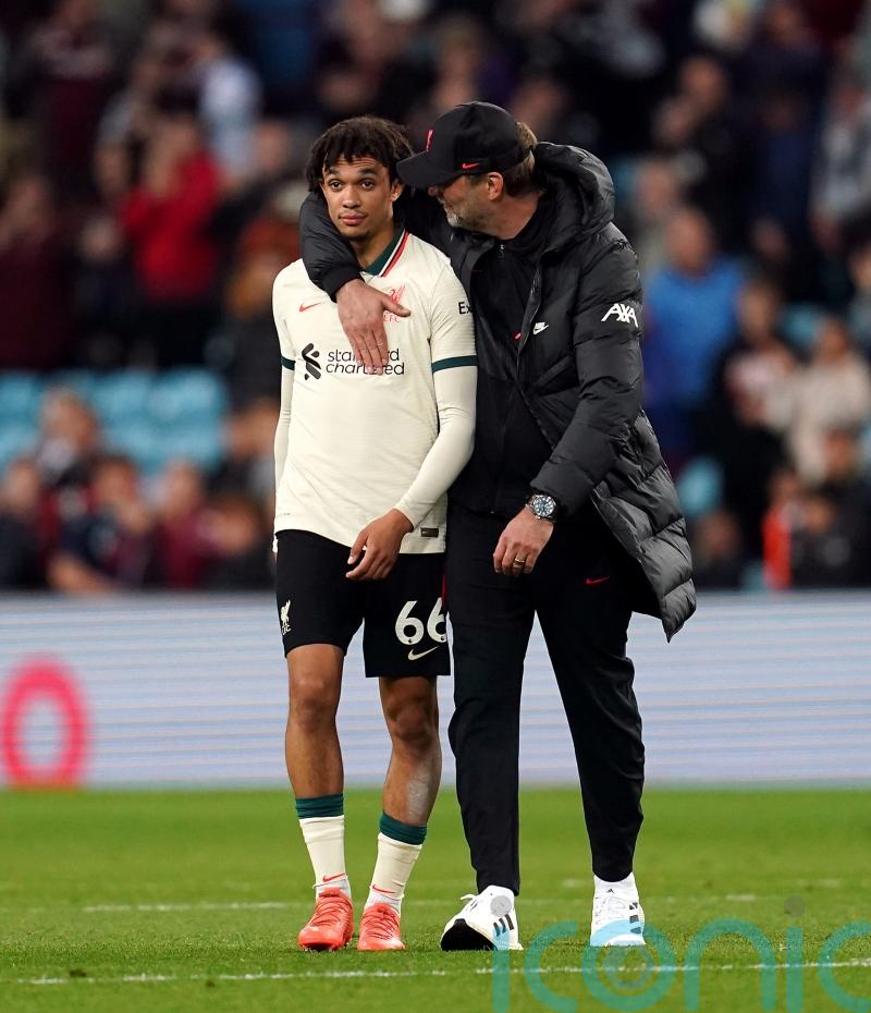 Jurgen Klopp urges Liverpool players to ingore what title rivals Man City do