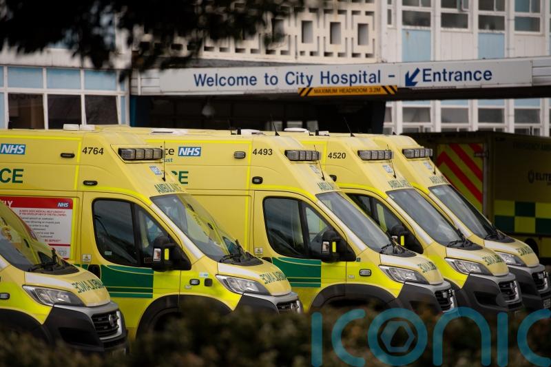 Number of Covid-19 hospital patients in England lowest since Christmas