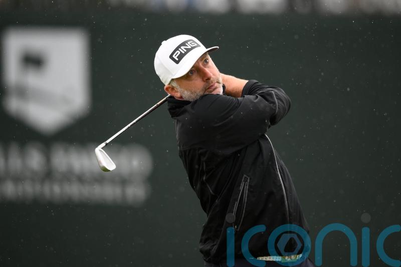 English rookie David Skinns shares lead in Texas