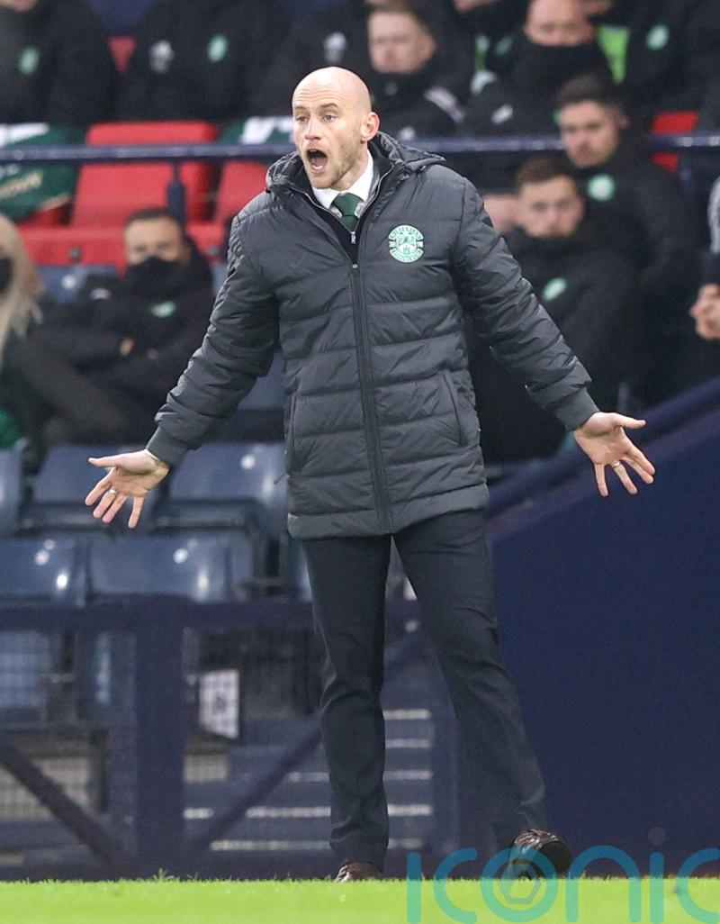 David Gray happy to learn from Hibernian experience