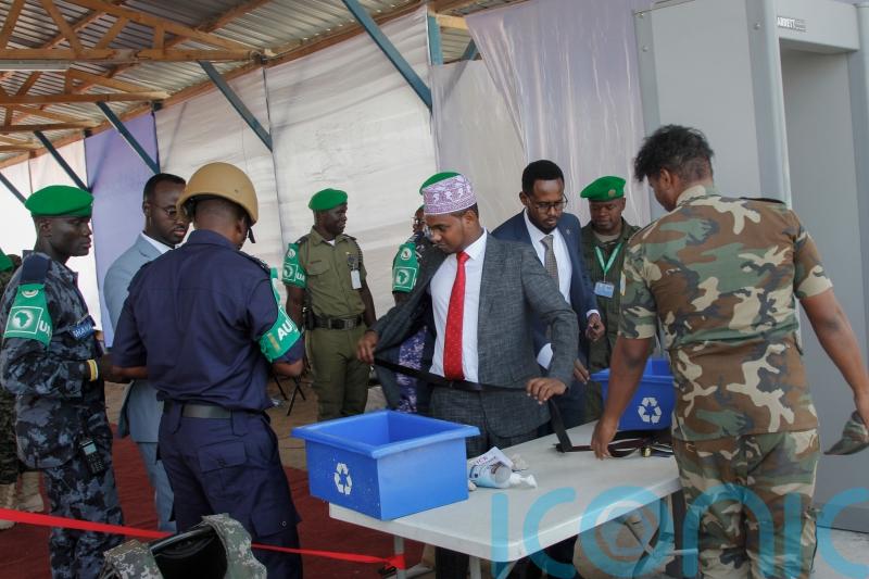 Voting to elect Somali president goes to second round