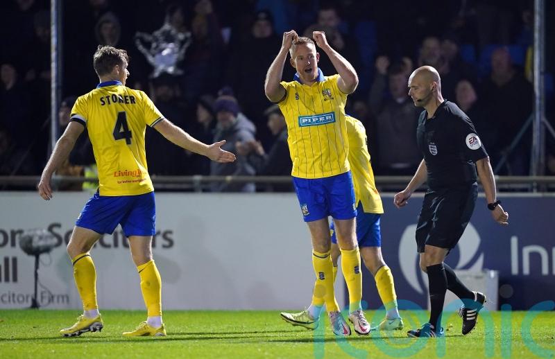 Solihull Moors go into the play-offs on a high after fifth straight win