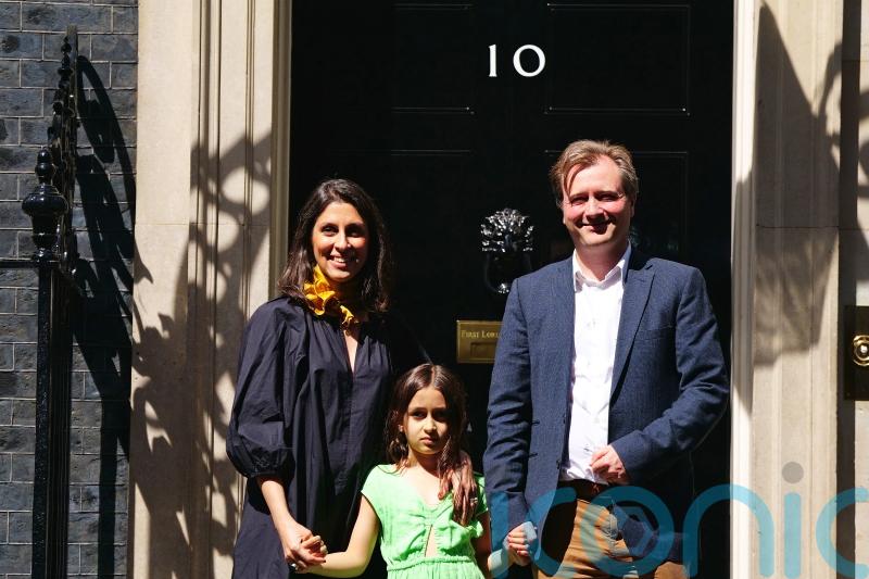 Government cannot look back with pride at release of Iran hostages, says Hunt