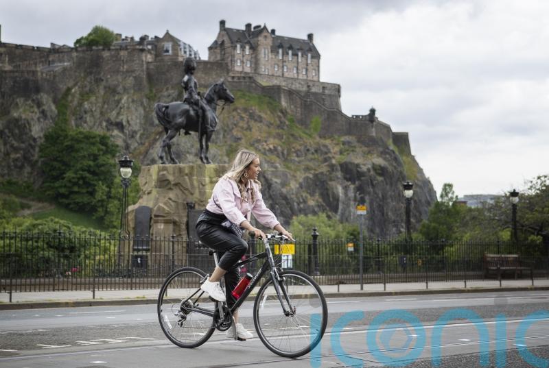 Three quarters of Edinburgh residents ‘would cycle more if services were closer’