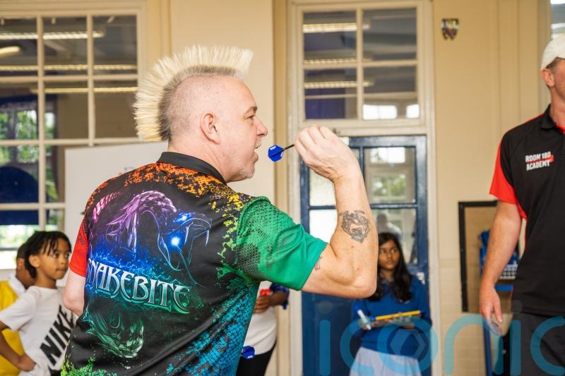Peter Wright goes back to school to reveal how darts helped his numeracy skills