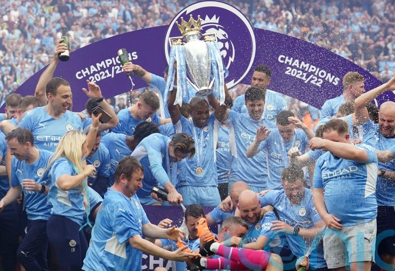 City come from behind to claim another Premier League title