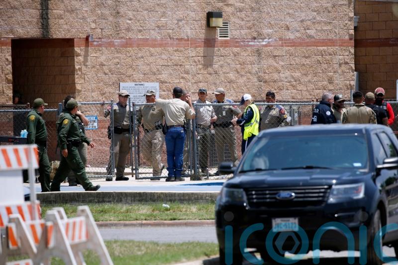 Hollywood stars call for tighter US gun laws following Texas school shooting