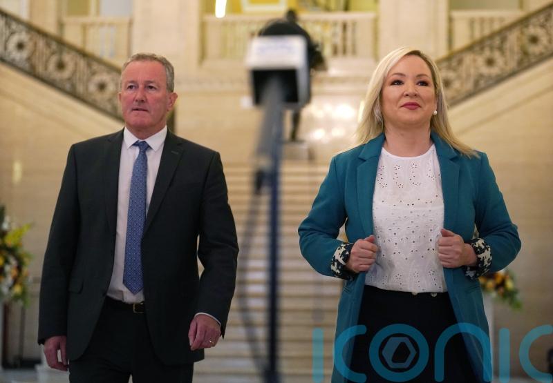 Lack of clarity over &pound;400 energy discount without Stormont Executive &ndash; Murphy