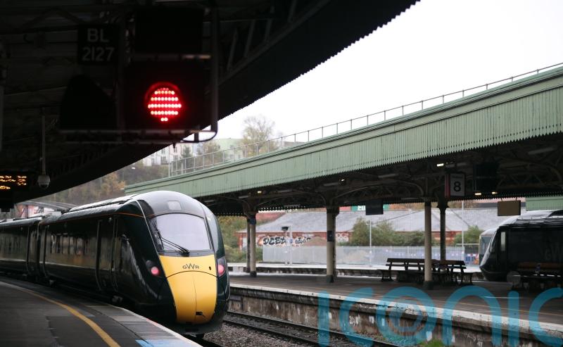 Rail union leader &lsquo;cannot see a way out from the strikes&rsquo;