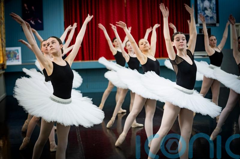 Young dancers to put on performance for Queen’s Platinum Jubilee