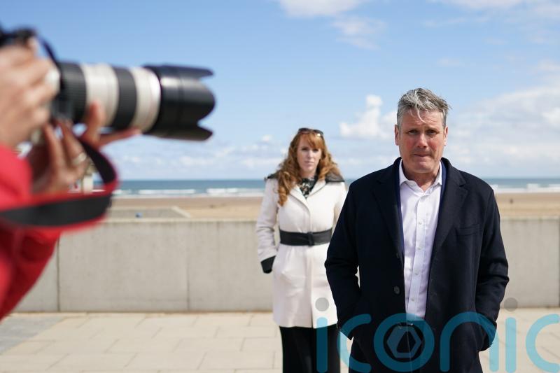 Labour’s Starmer and Rayner receive police questionnaires in ‘beergate’ probe