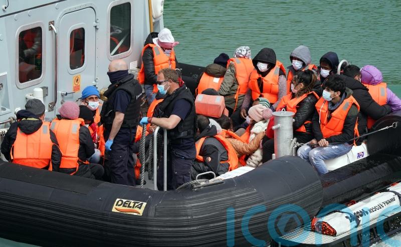 Migrant arrivals nearly hit 10,000 in UK for this year