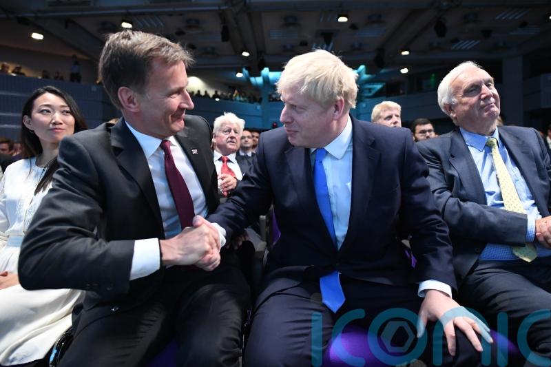 Jeremy Hunt says he will be ‘voting for change’ in attack on Boris Johnson