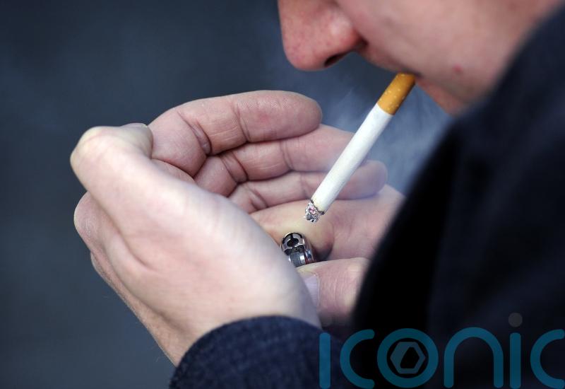 Legal age to buy tobacco should be raised to make smoking obsolete – review