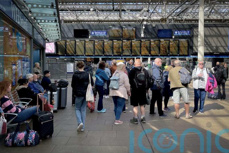 ScotRail disruption could end as union urges drivers to accept 5% pay offer