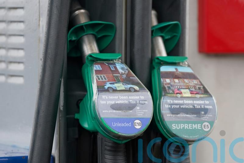 Average price of petrol reaches 183p per litre