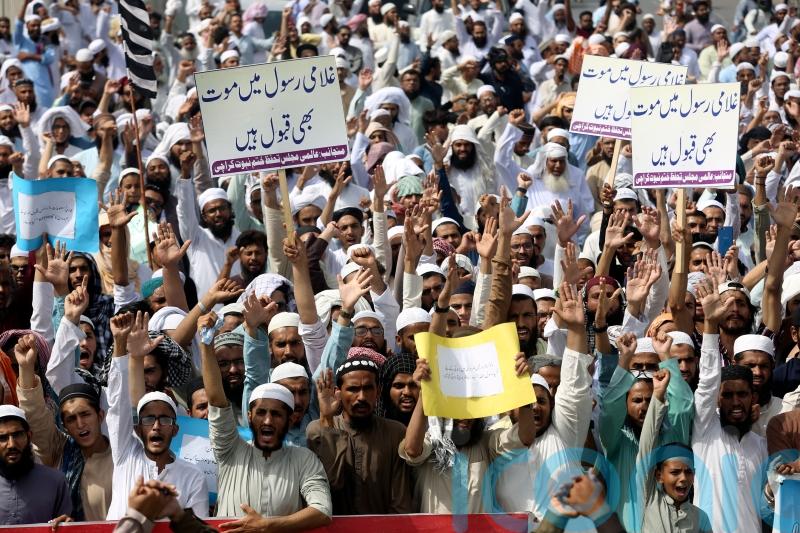 Pakistan probes Hindu temple’s desecration as India protests