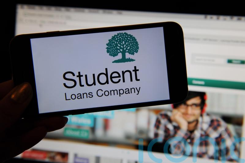 Government to cap interest on student loans to guard against inflation
