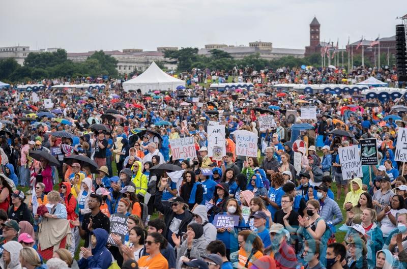Thousands march on Washington DC to demand changes to US gun laws
